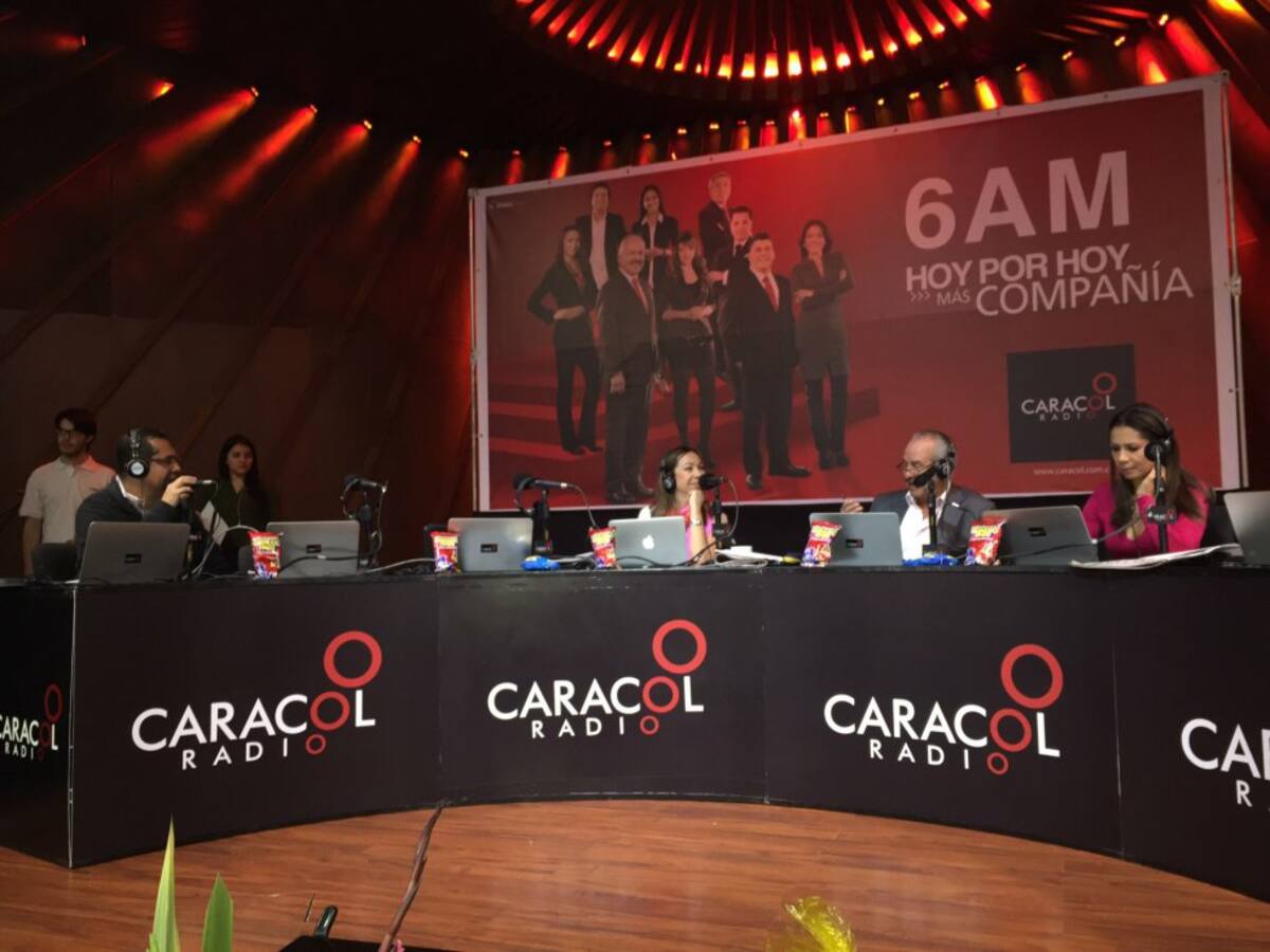 El equipo del espacio más sonado en Colombia emite desde la capital de Santander, Bucaramanga.