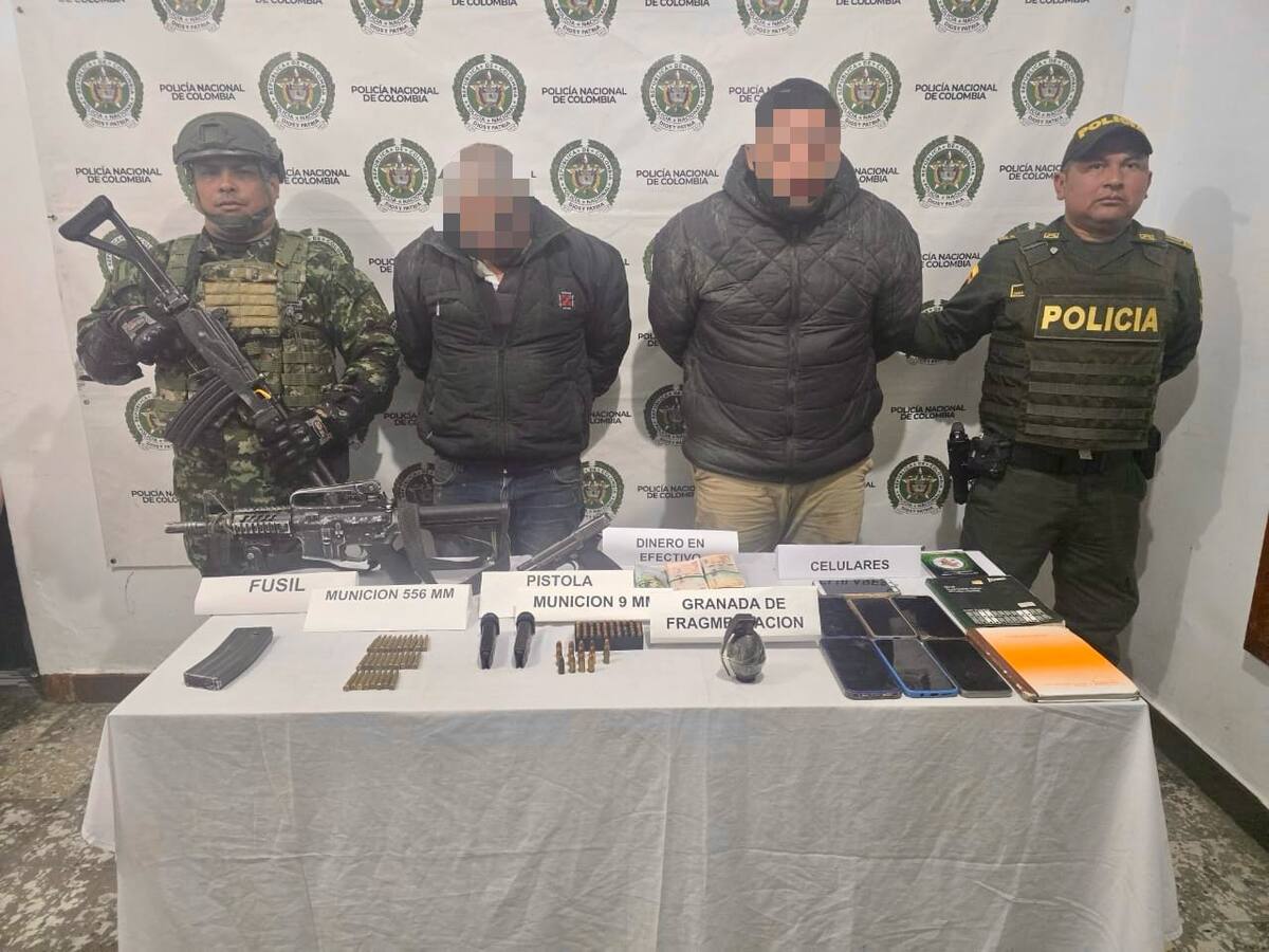 Durante un combate, el ejército capturó a dos presuntos ilegales en San José de la Montaña