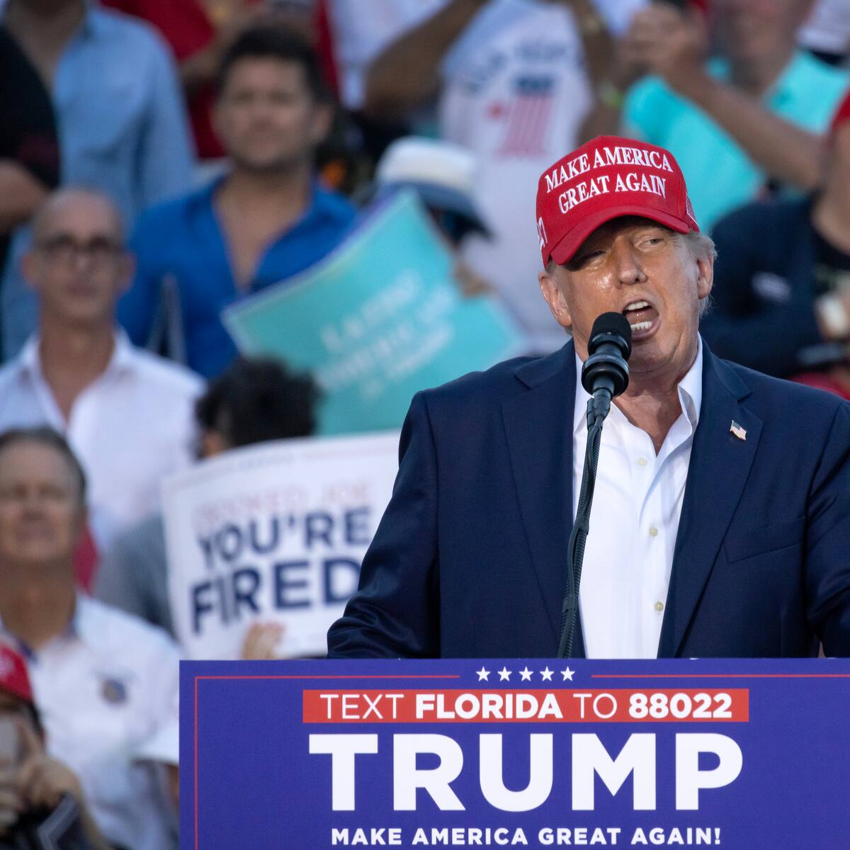 Operación para desdemonizar a Donald Trump: El candidato que modera su discurso