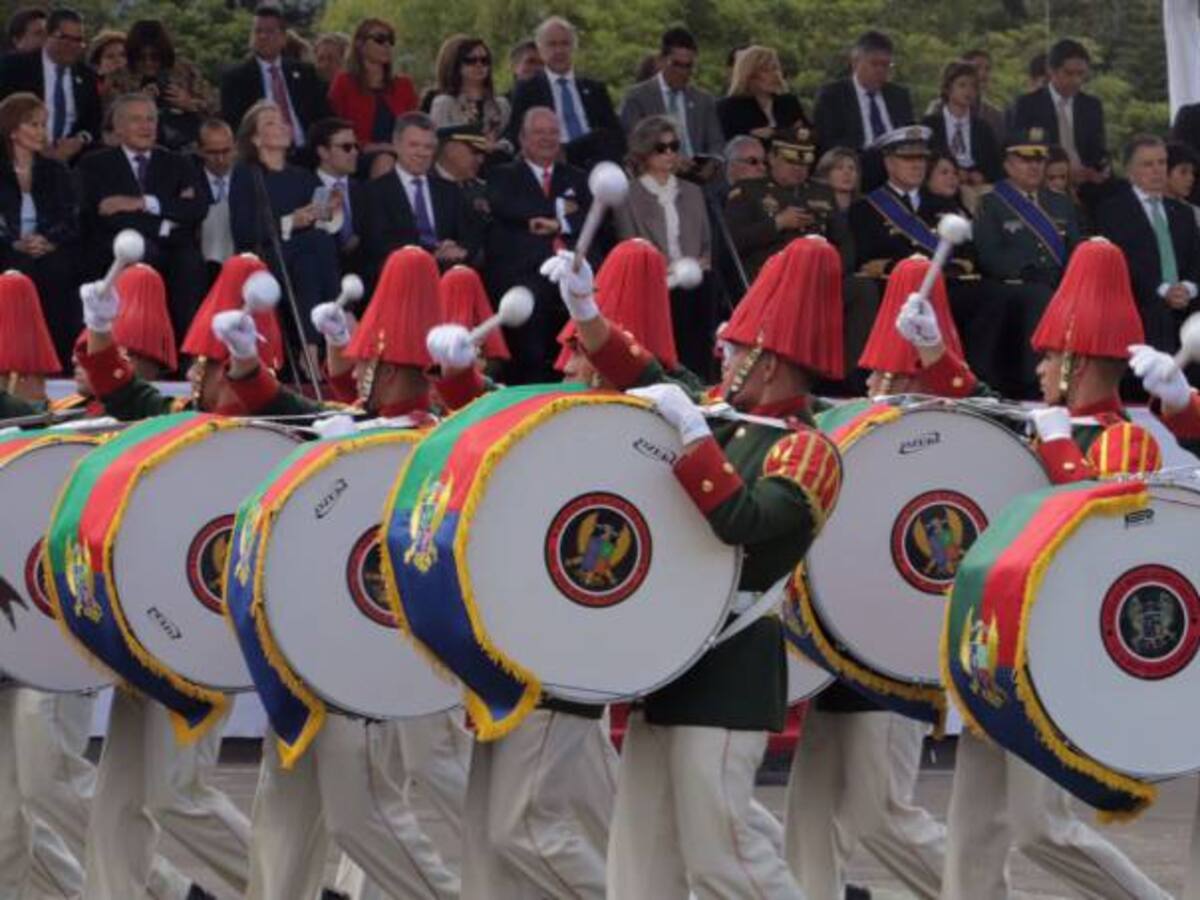 La otra cara del desfile militar del 20 de julio