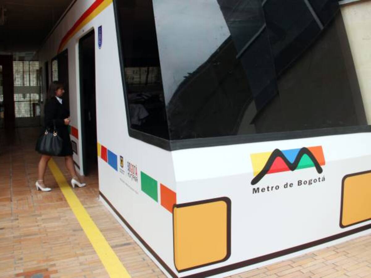 Radican 20.000 firmas para pedir construcción del metro subterráneo en Bogotá