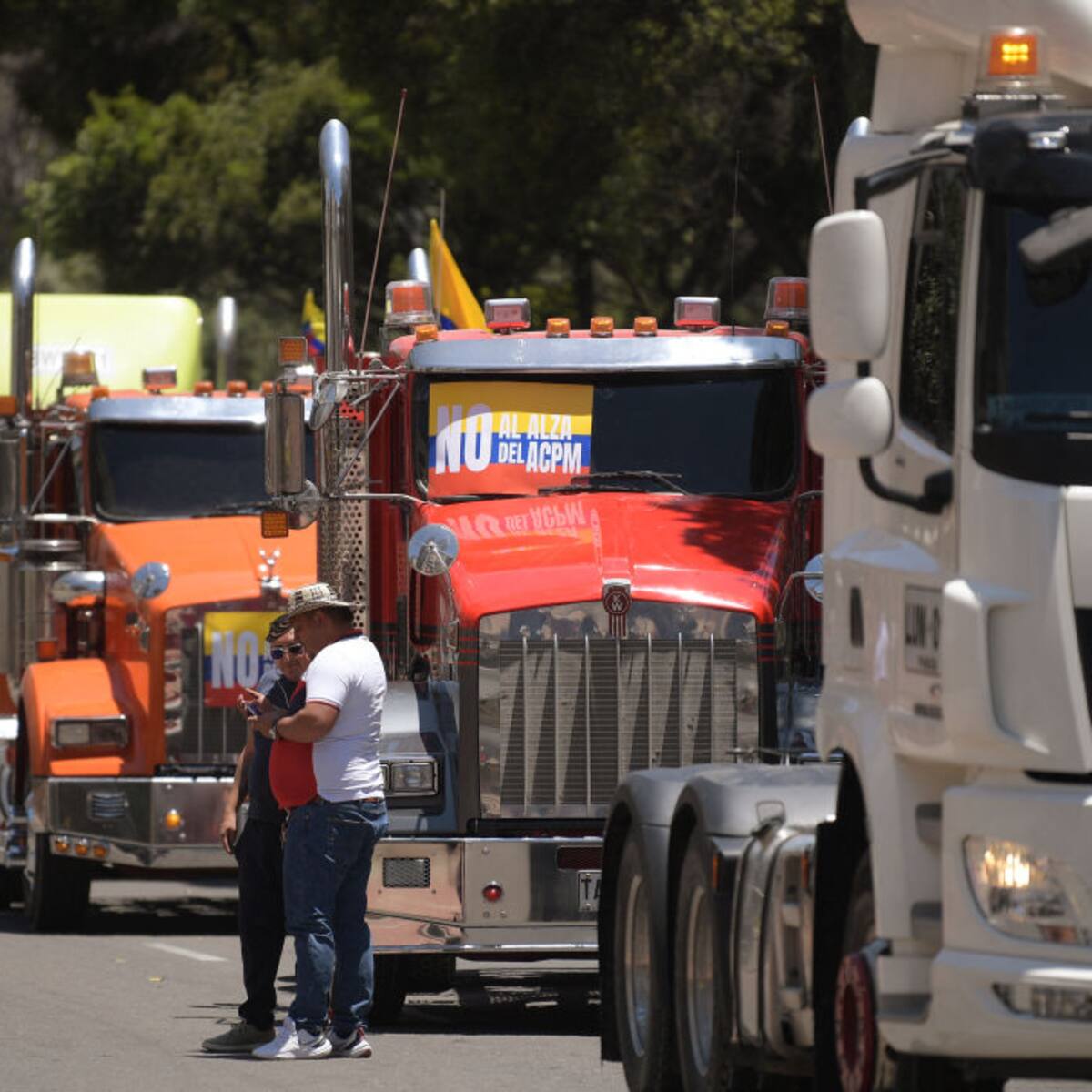 Camioneros rechazan estigmatización y responsabilizan a Petro por su seguridad