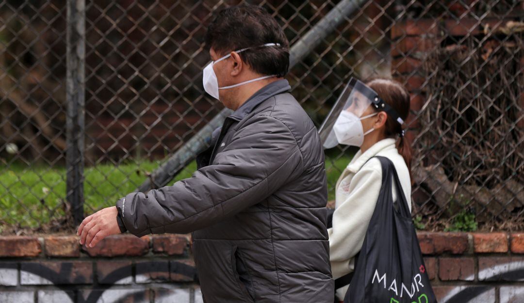 "De momento, la variante brasileña del COVID no es un riesgo para Colombia": expertos epidemiólogos