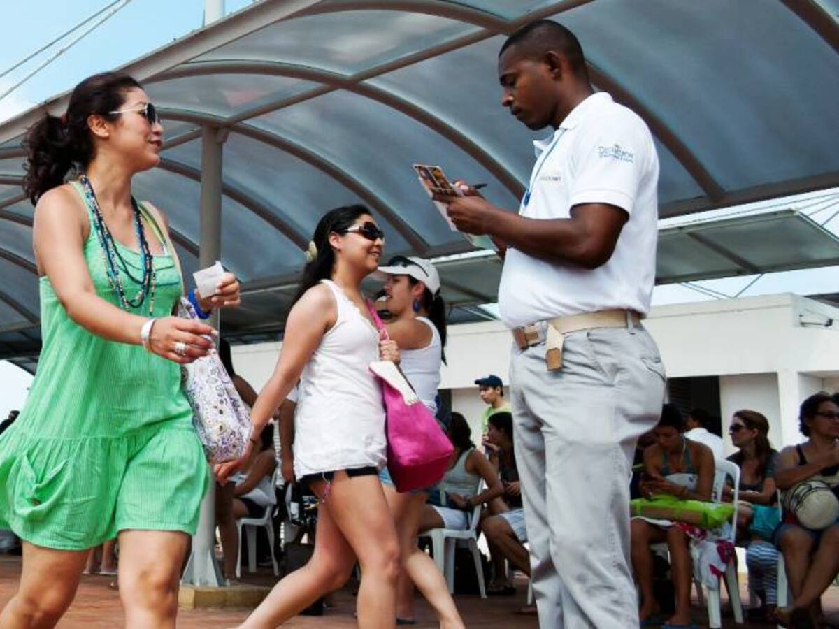 Capitanía de Puerto de Cartagena continúa campaña de seguridad marítima