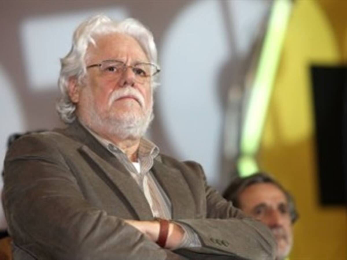 En aras de la paz hay que vencer los obstáculos jurídicos: Carlos Gaviria