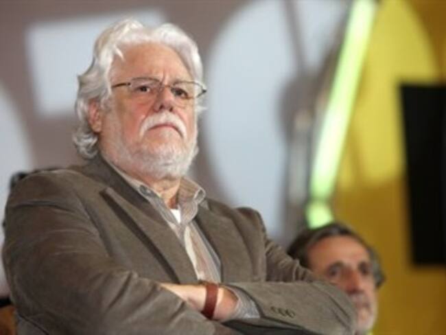 En aras de la paz hay que vencer los obstáculos jurídicos: Carlos Gaviria