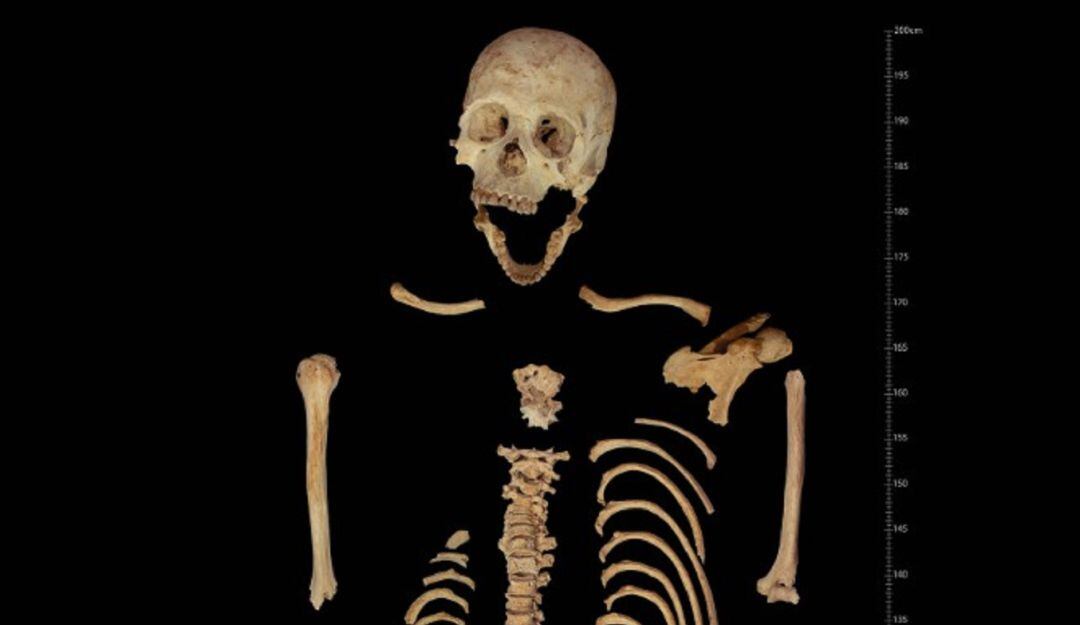 Esqueleto humano prehispánico