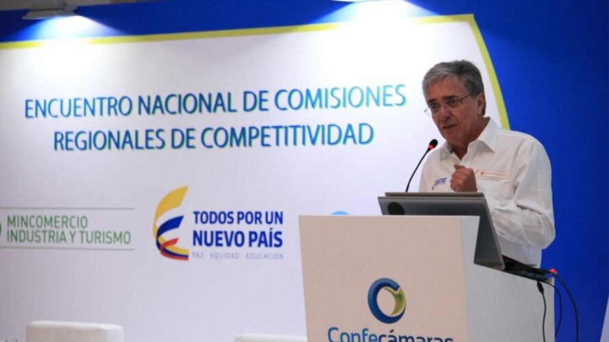 Germán Cardona, ministro de Transporte, pidió a concesión entregar obras de Ruta del Sol II para reiniciar trabajos. Foto: Ministerio de Transporte