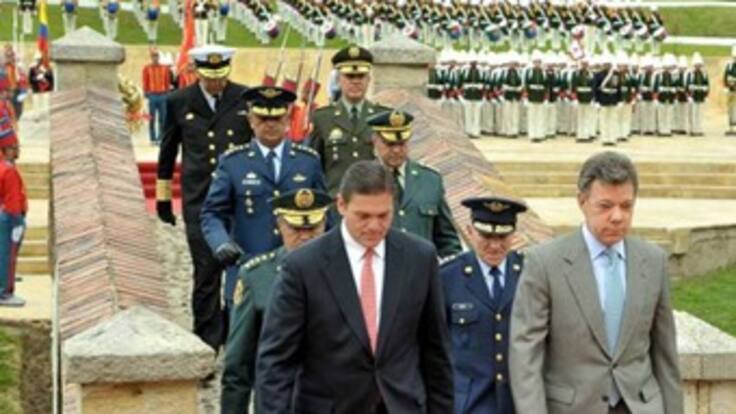 Al país hay que liberarlo de nuevo: Santos