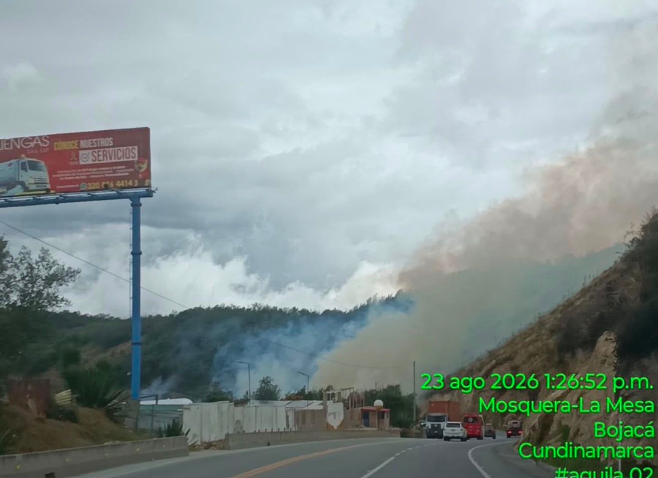 Incendio en la vía Mosquera - La Mesa. Foto: Suministrada