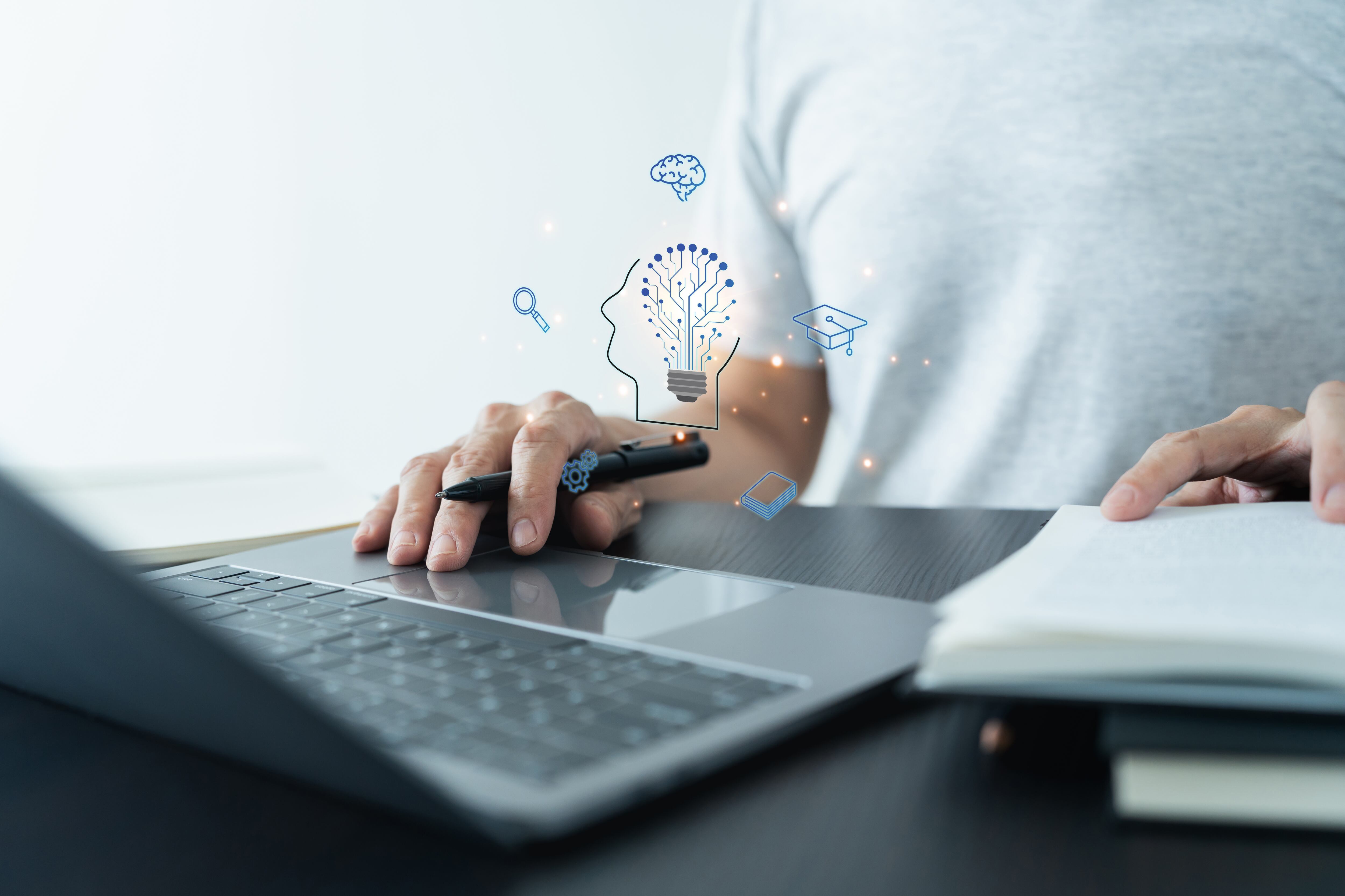 Las 5 mejores páginas para encontrar trabajo remoto  - Getty Images