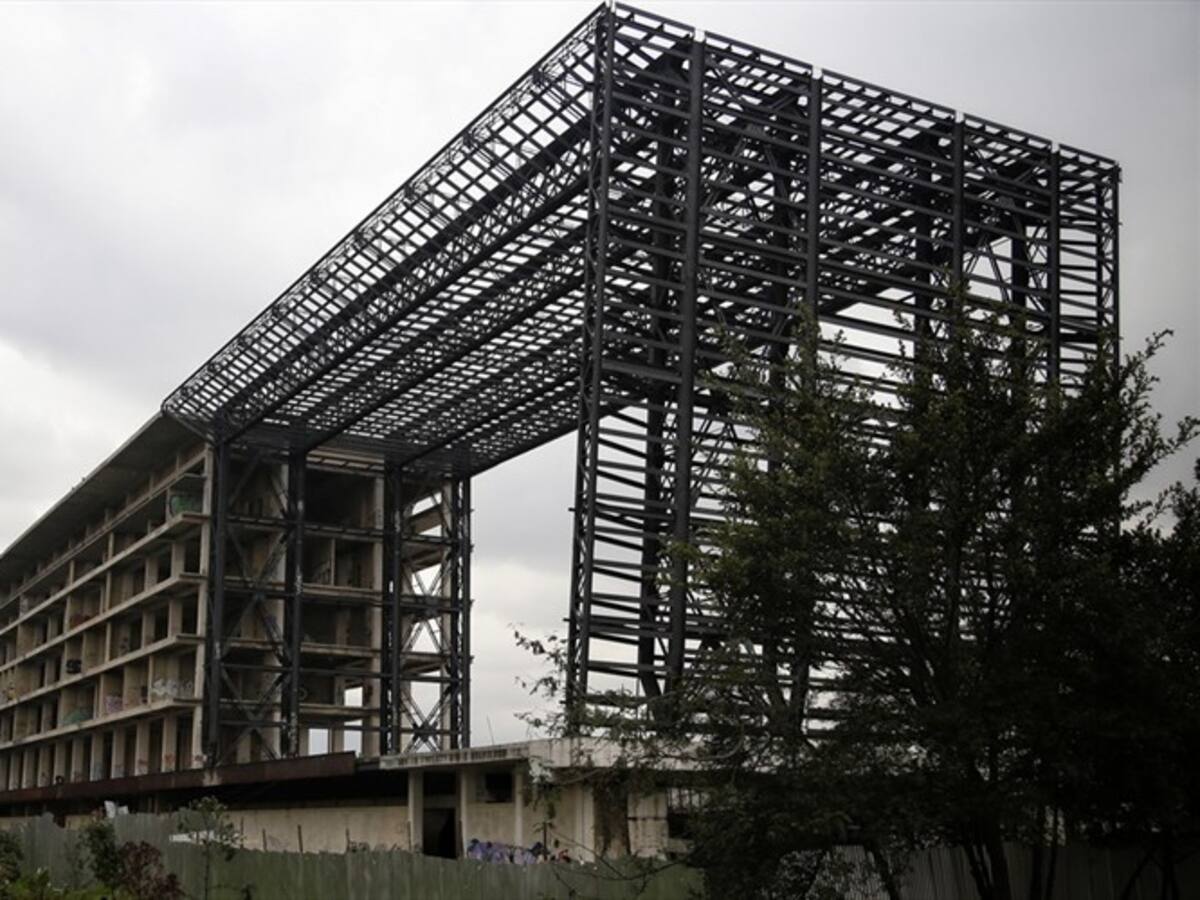 Fiscalía investiga sociedad encargada de construcción de nueva sede de Policía de Bogotá