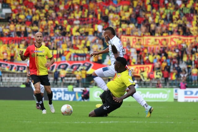 Once Caldas y Pereira empataron en el estadio Palogrande / Colprensa.