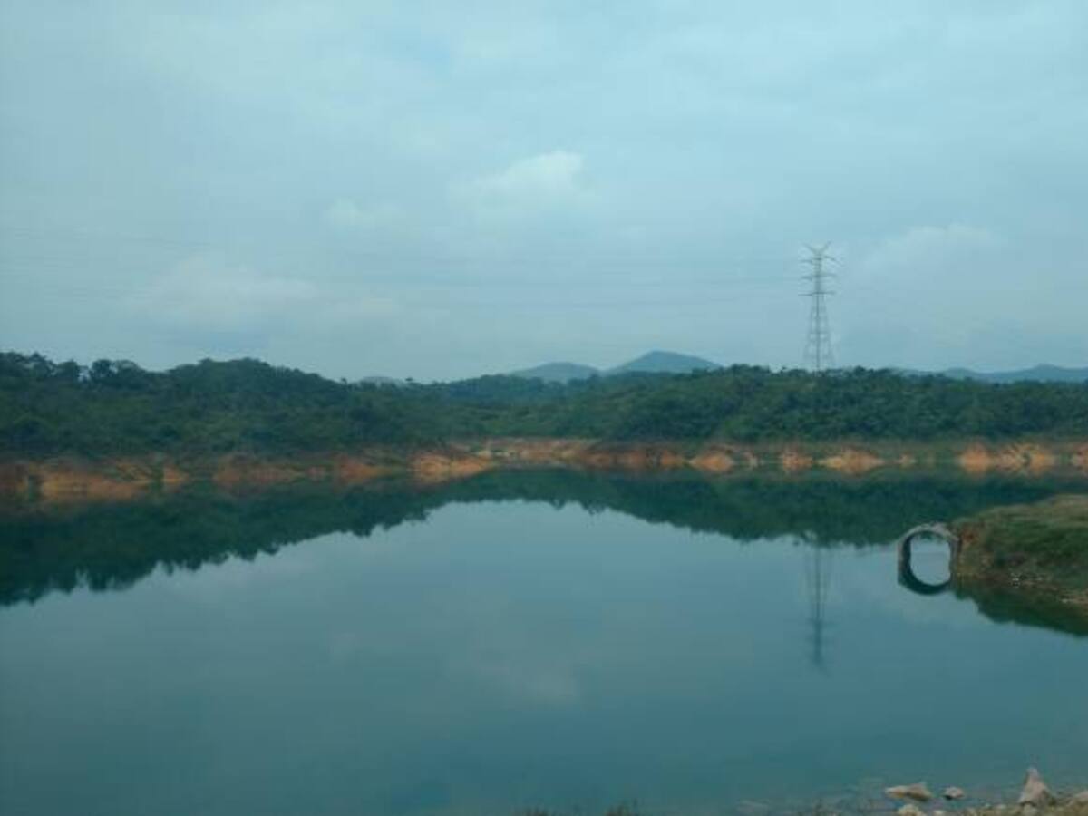 Por lluvias, aumenta a 26% el nivel de reservas de los embalses del país: XM