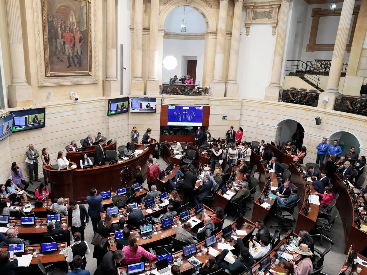 Mini reforma laboral: tras recibir apoyo del Gobierno, proyecto liberal tuvo cambios en su ponencia