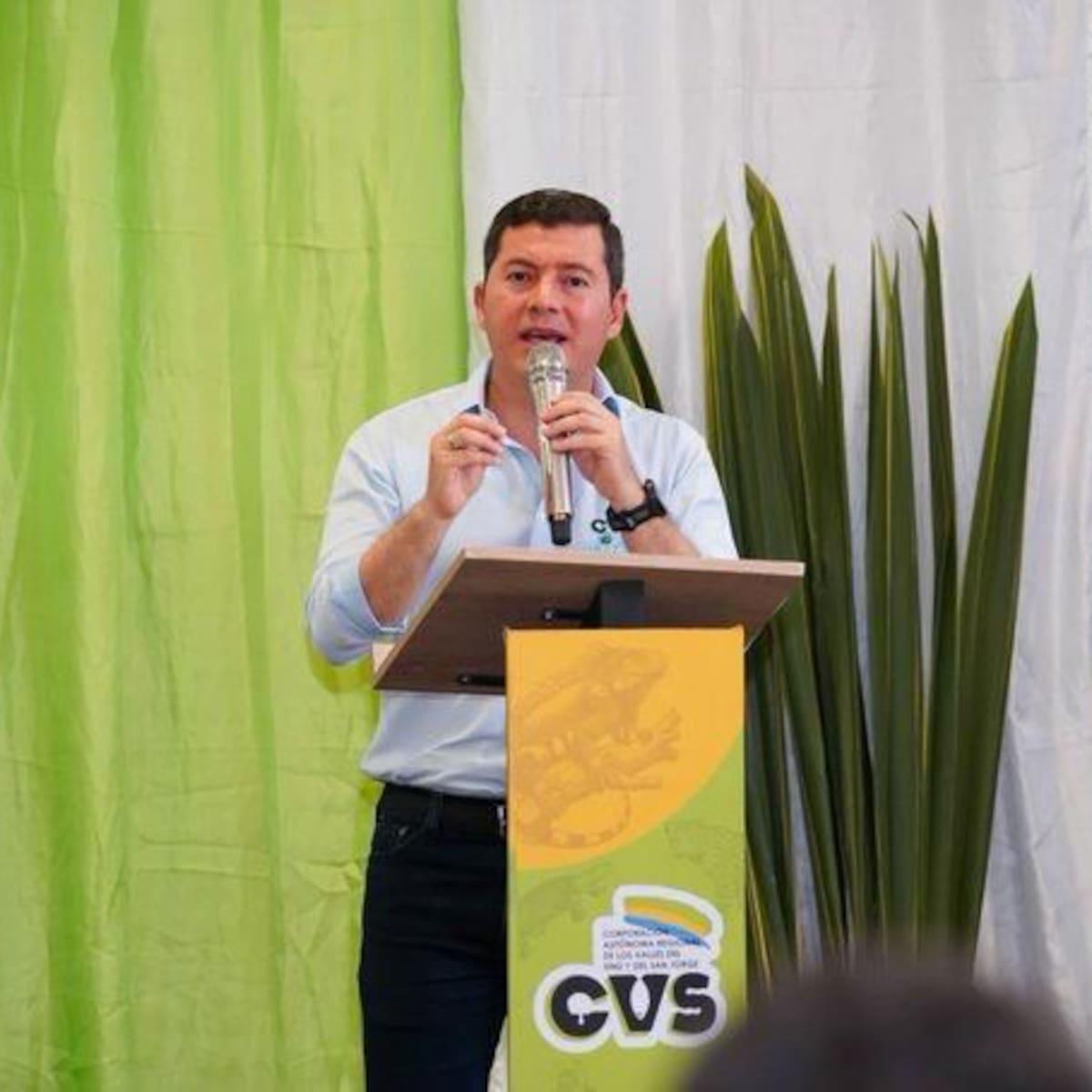 Consejo Directivo aceptó renuncia de Orlando Medina como director de la CAR – CVS en Córdoba