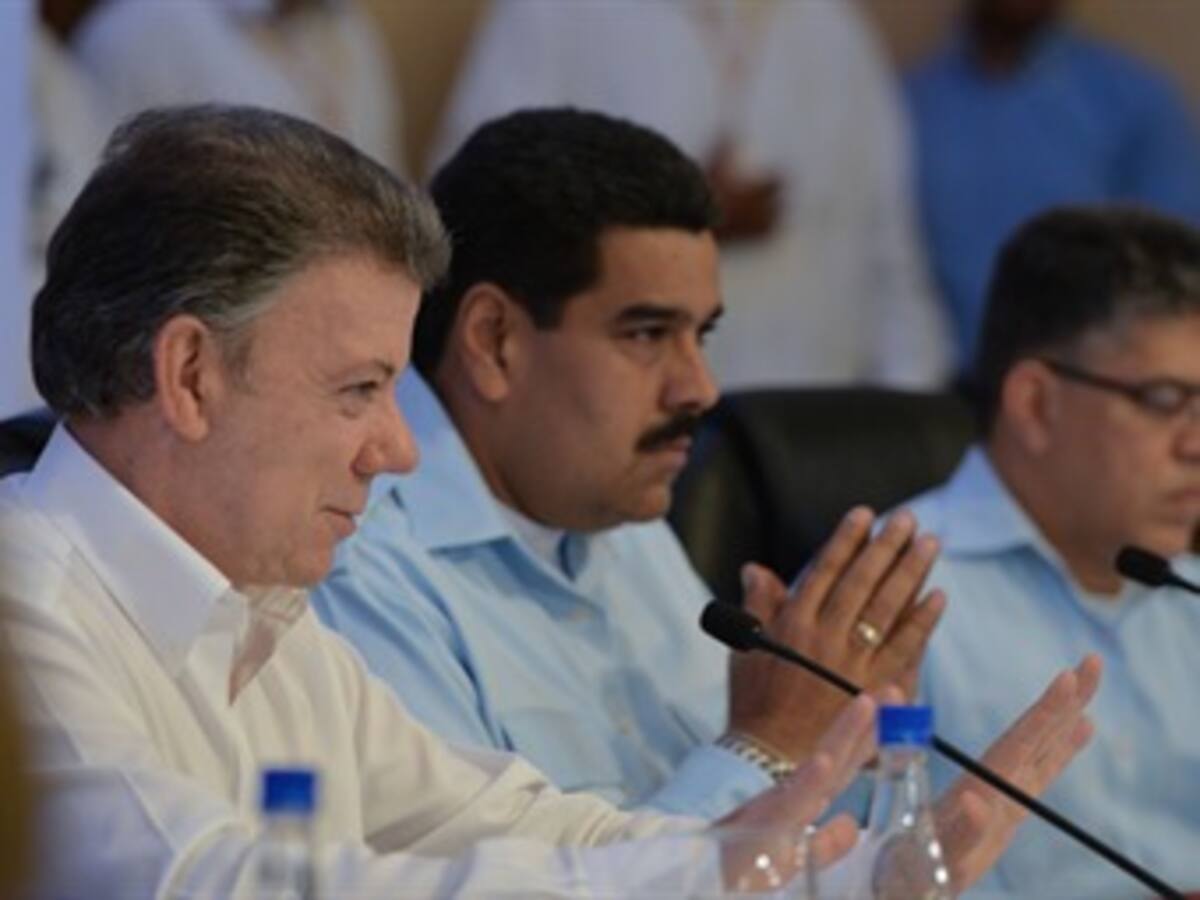 Santos y Maduro exigen a las Farc que muestren voluntad de paz