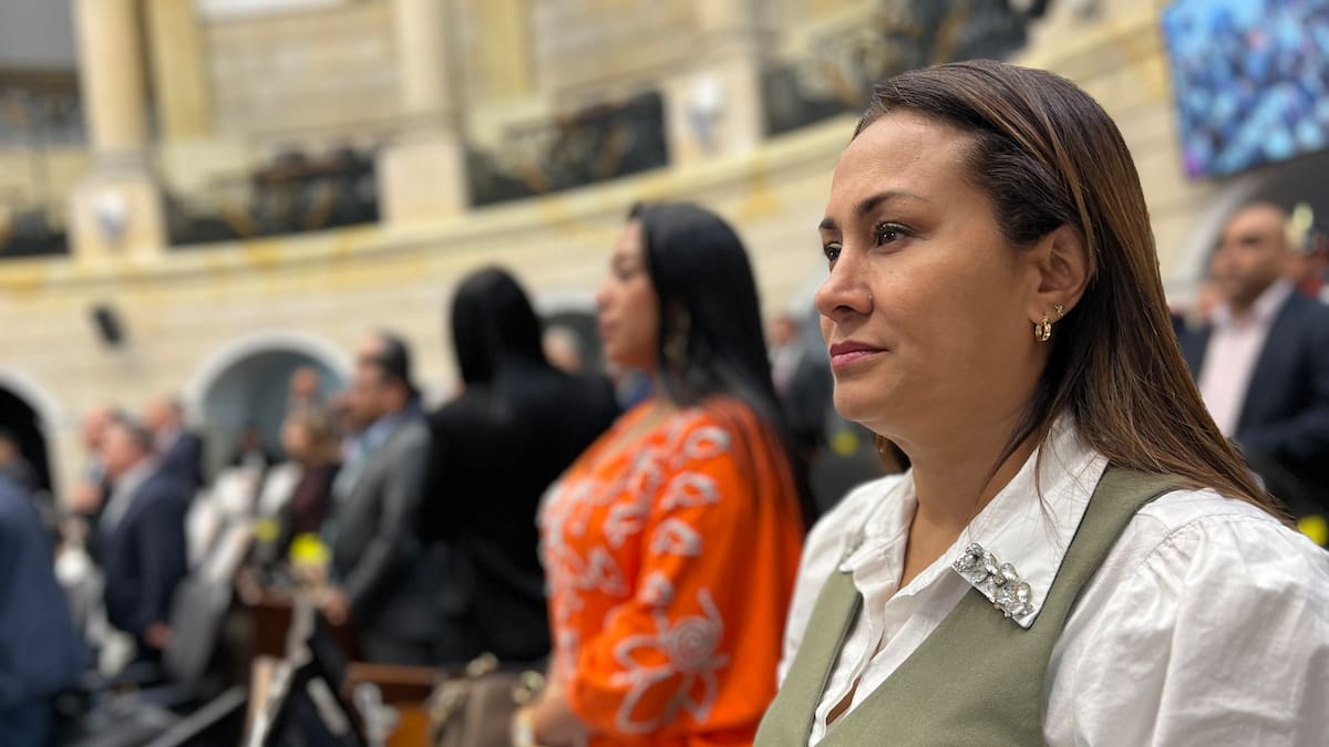 Berenice Bedoya responde a su exasesor: “No me voy a dejar presionar por mensajeros de la mentira”