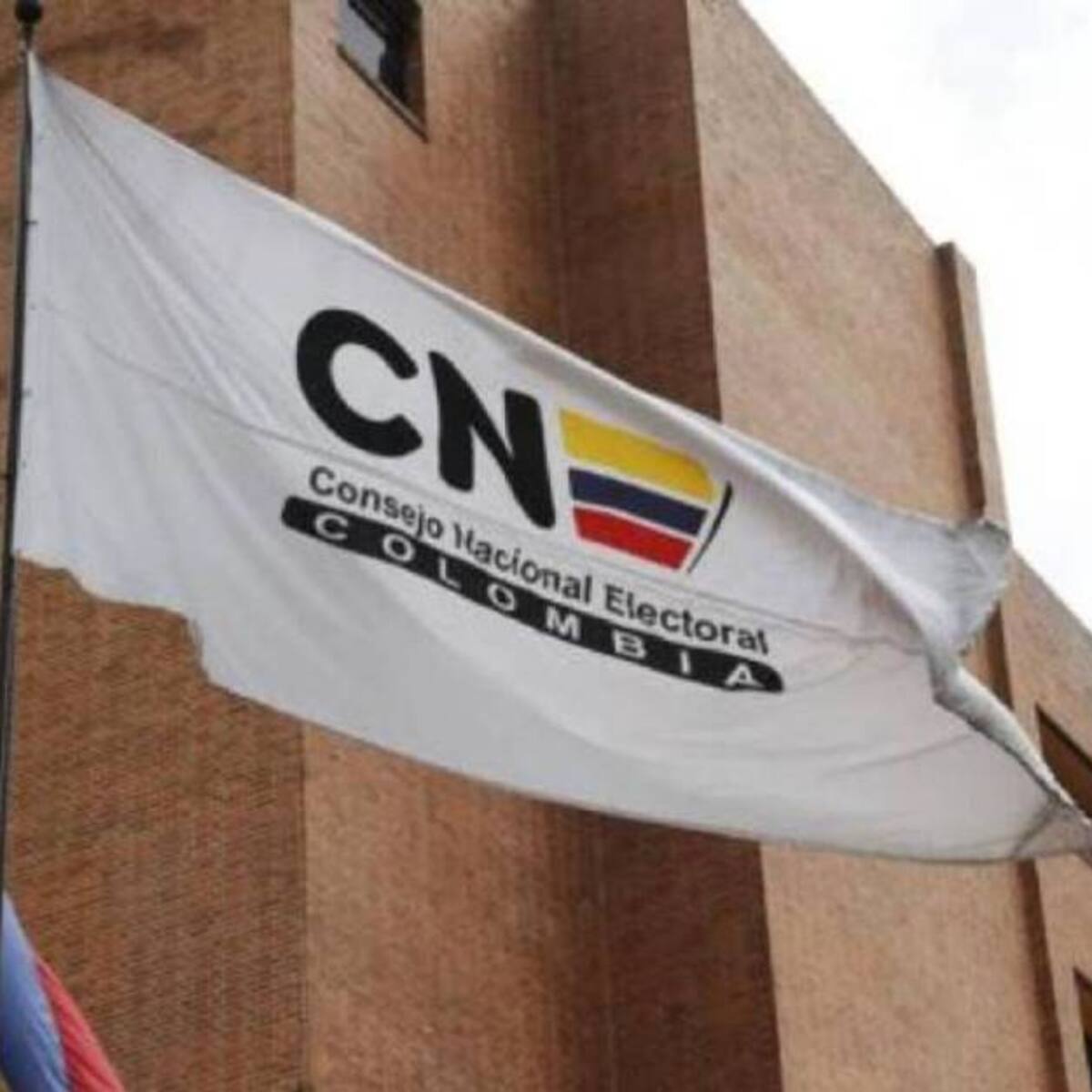 CNE dice que candidatos presidenciales no están obligados a ir a debates