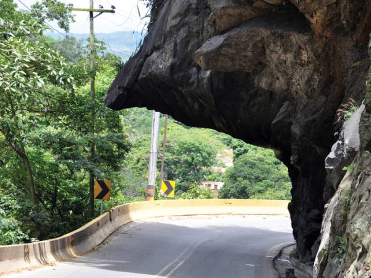 La concesión vial ‘Vía 40 express’ anunció cierre en la vía Bogotá-Girardot