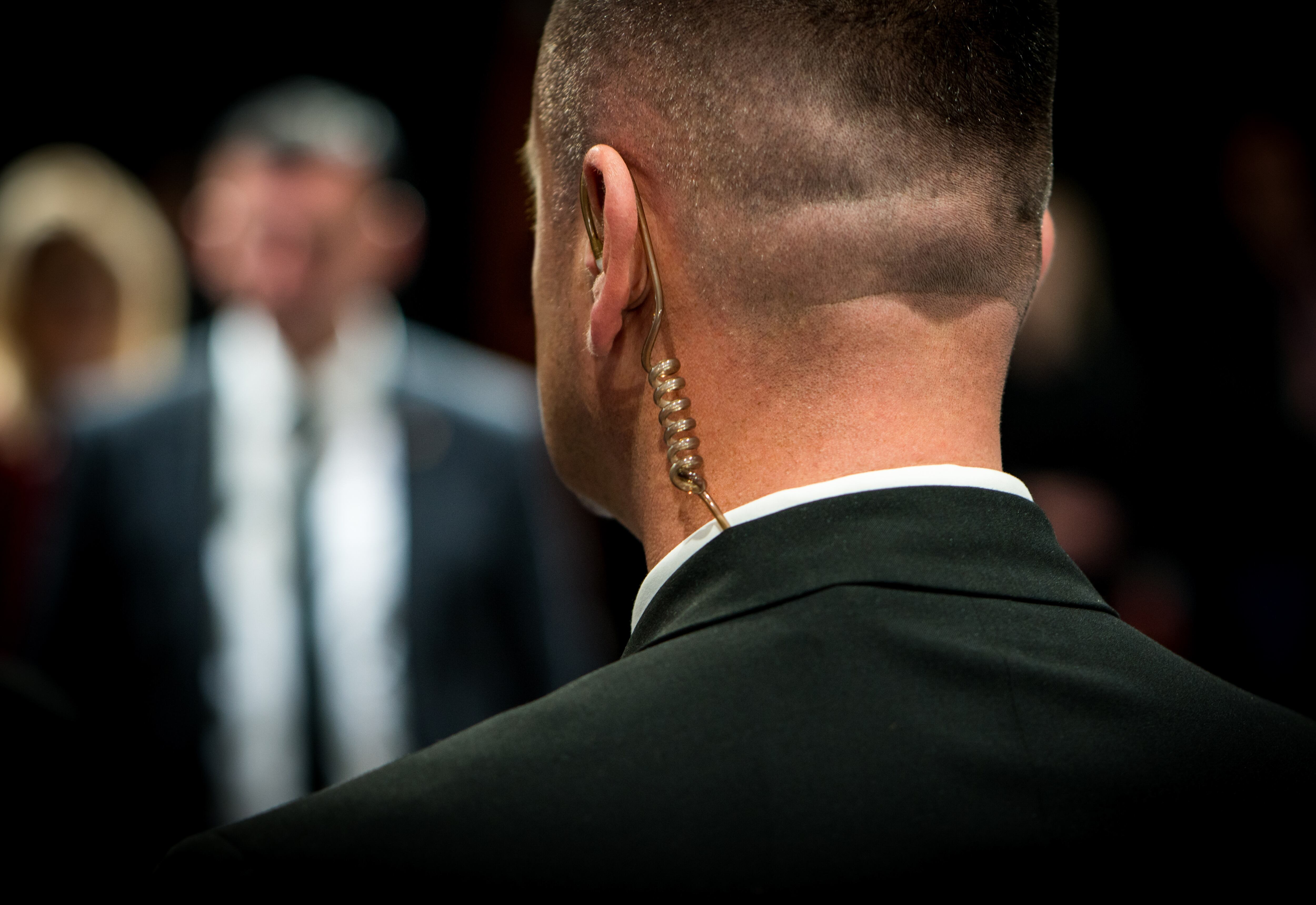 Muchos hacen cuanto está a su alcance para que las autoridades les pongan un esquema de seguridad