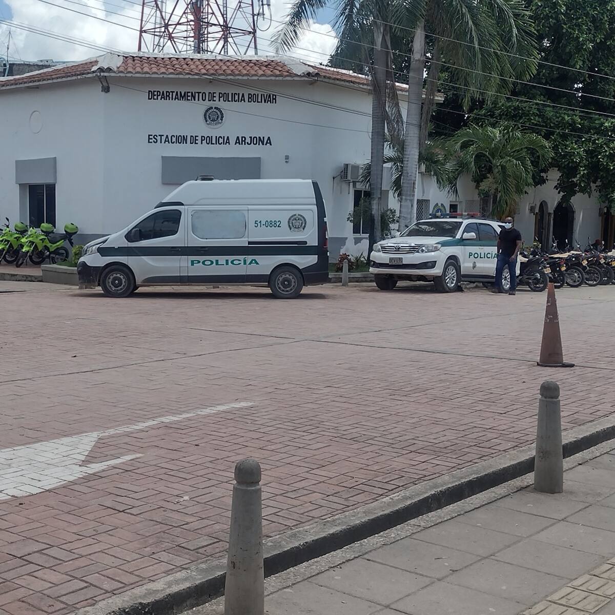 Hombre murió por ataque con arma de fuego en Arjona: policía hirió a presunto sicario