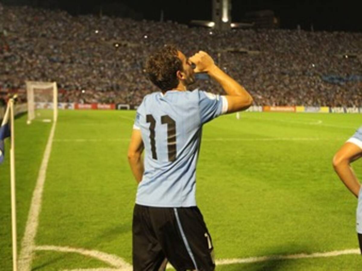 En tres minutos, Uruguay aplazó la clasificación de Colombia al Mundial