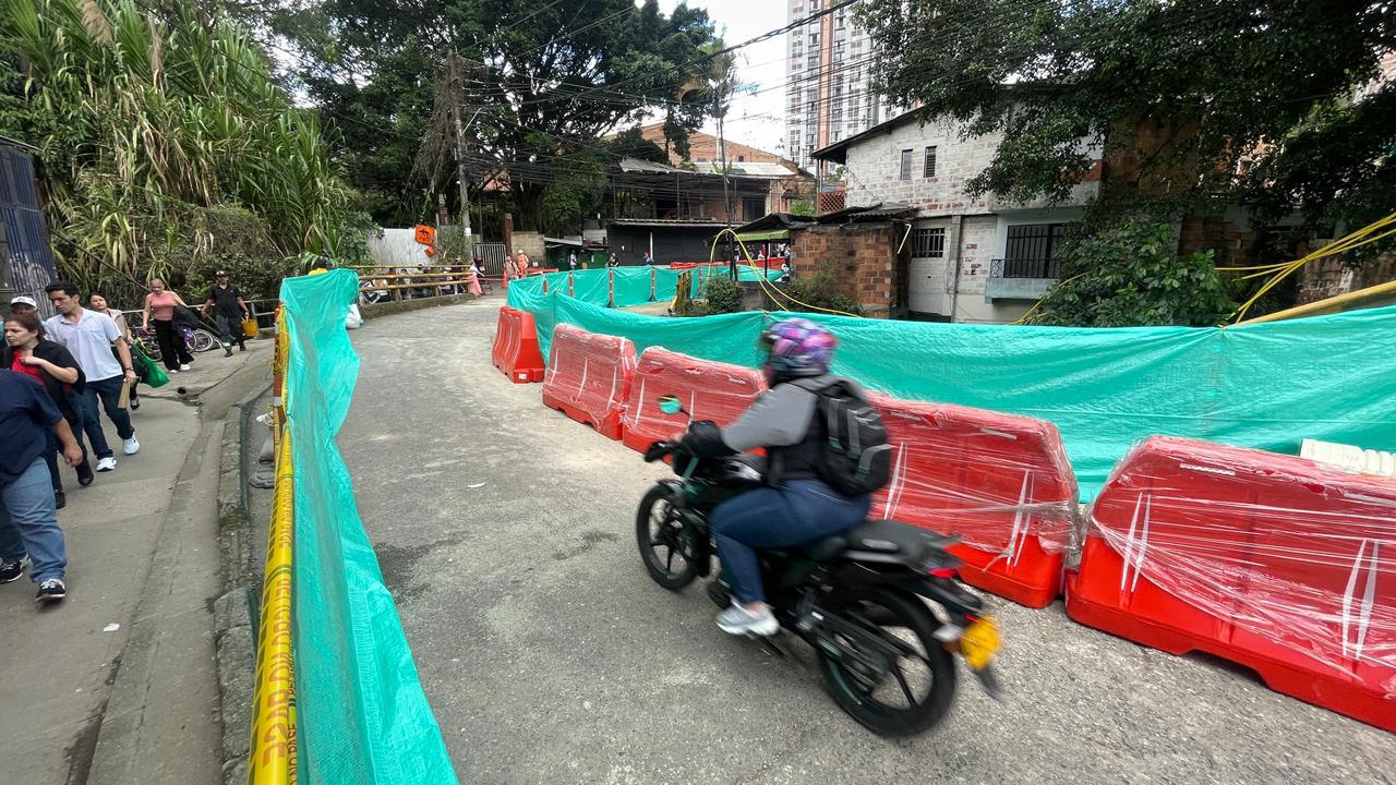 Paso provisional en Puente La Limona- foto alcaldía de Medellín