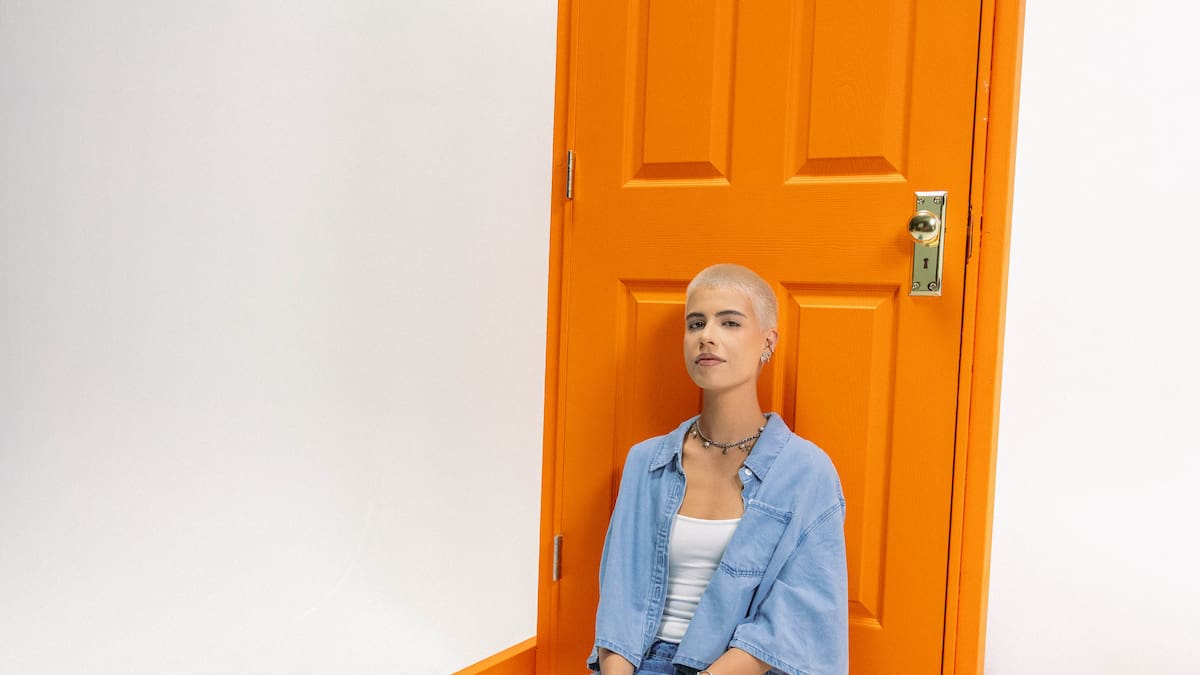 AnnaSofia: La artista colombiana que nos pone a soñar con los premios Latin Grammy