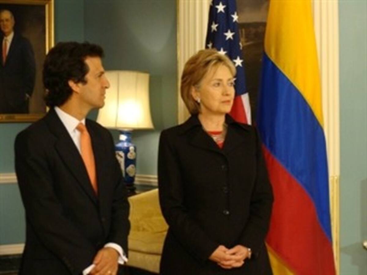 EE.UU. y Colombia trabajarán de la mano para el TLC: Canciller Bermúdez