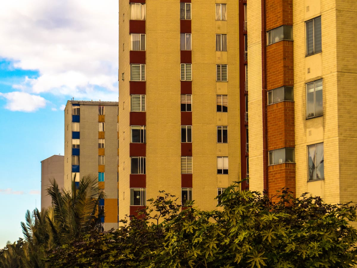 ¿Administrador del edificio podría imponer multa por propiedad horizontal? Ley explicada