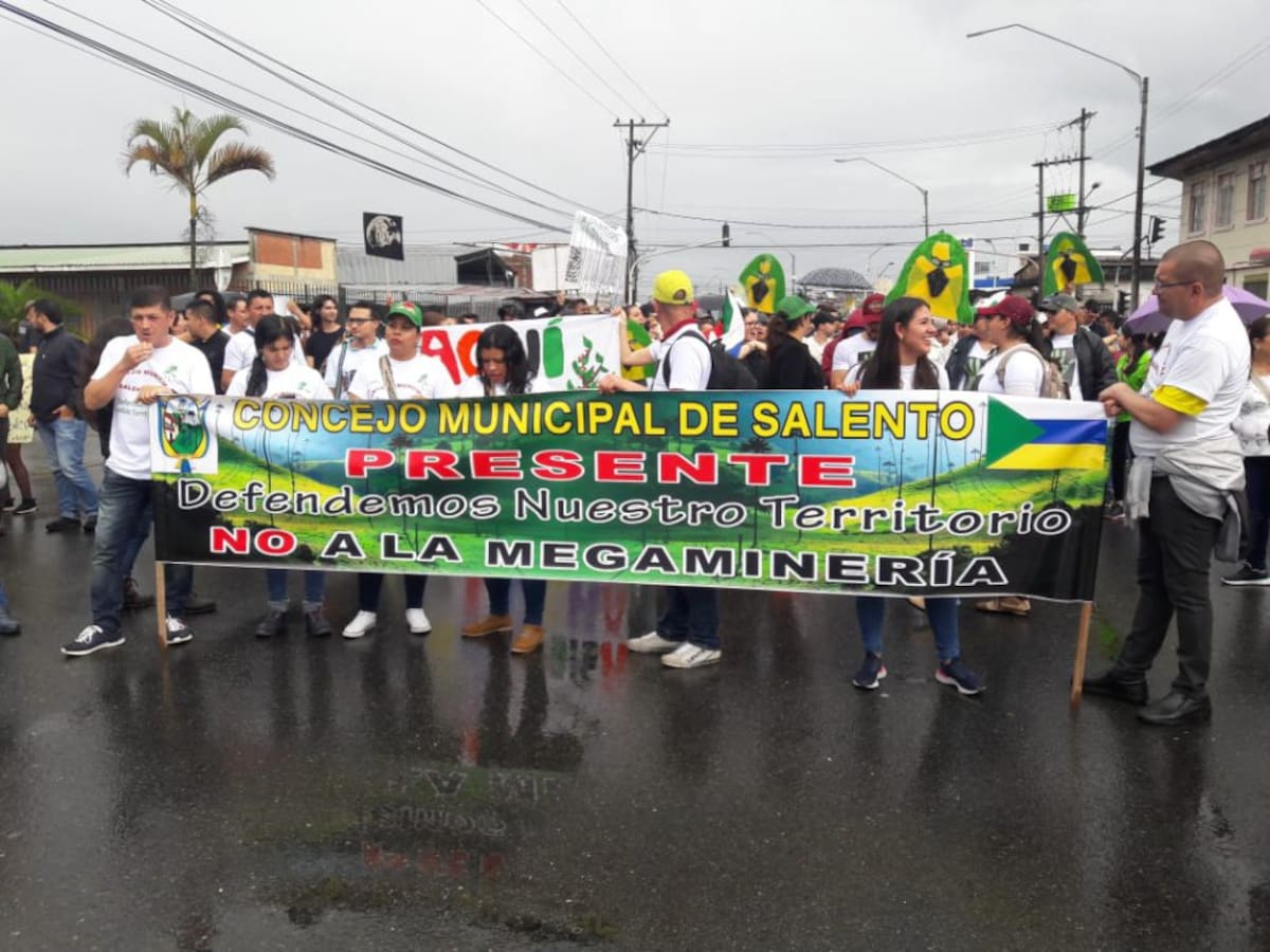 Los concejales de Salento marcharon unidos
