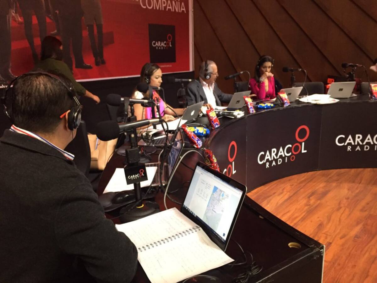 El equipo del espacio más sonado en Colombia emite desde la capital de Santander, Bucaramanga.