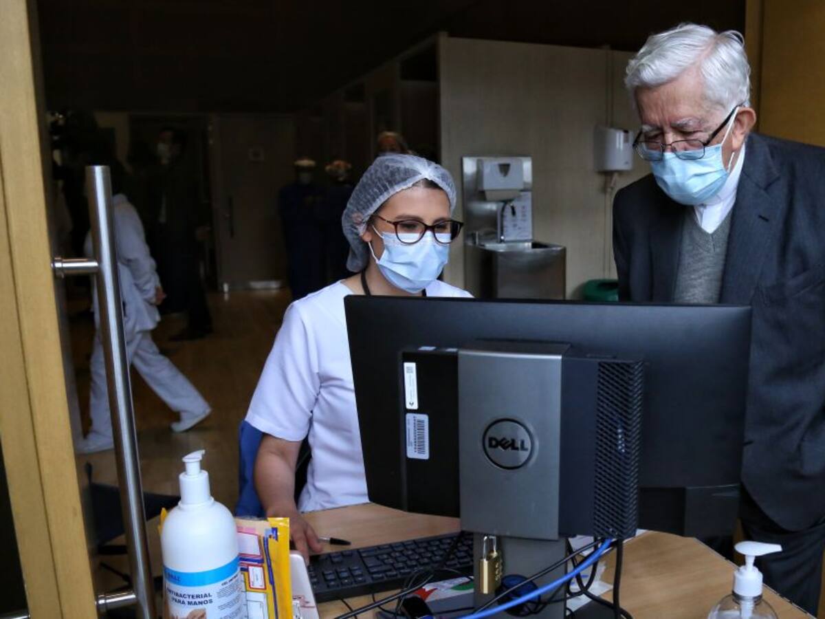 Coronavirus Colombia: 1.915 casos nuevos y 55 fallecidos