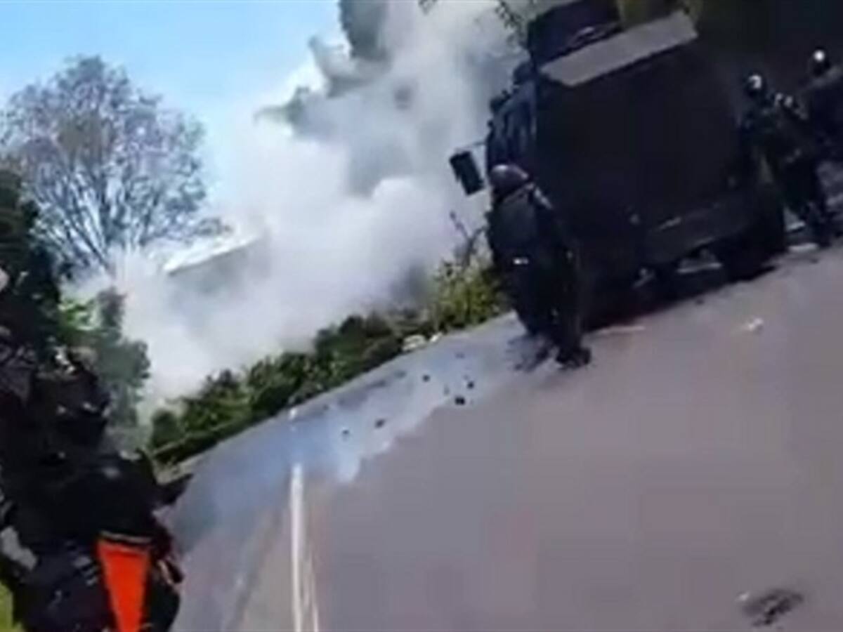 Comunidades asaltan misión médica durante protestas en Cauca