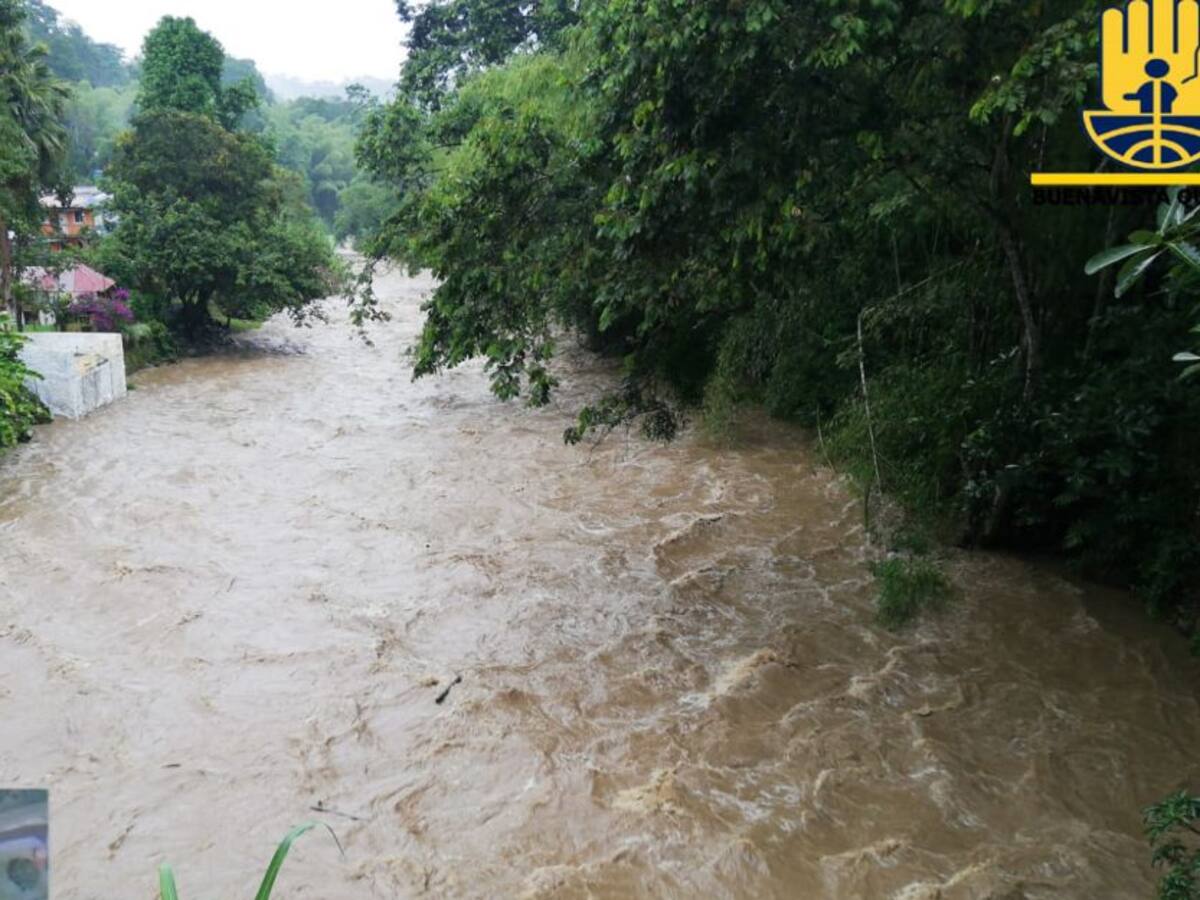 Alerta por deslizamientos y creciente de ríos por lluvias en Quindío