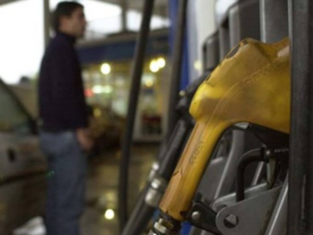 Experto advierte comportamiento imprevisible en precios de combustibles por crisis en África