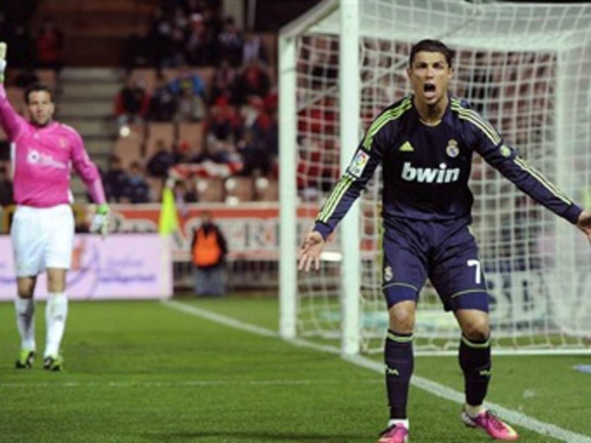Con autogol de Cristiano, Granada venció 1-0 a Real Madrid