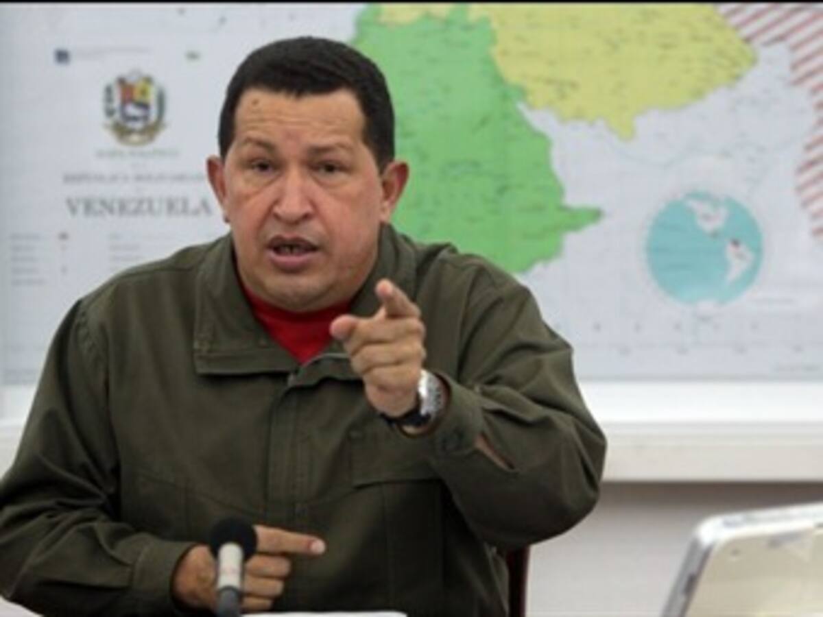 Aviones espía están entrado a Venezuela desde Colombia: Hugo Chávez
