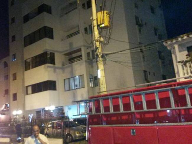 Evacúan edificio 'Cartagena Escape' en Bocagrande por incendio en el piso 10