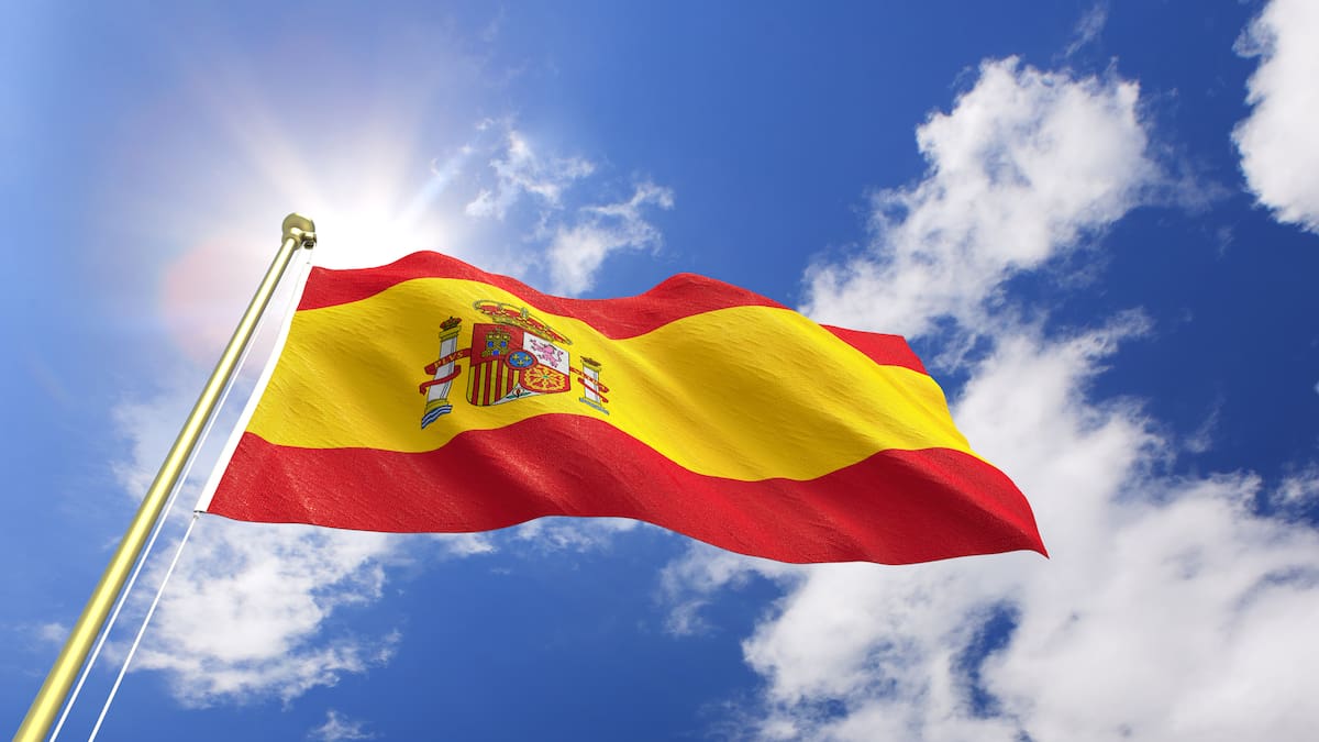 Los pro y los contra del nuevo reglamento de extranjería de España: ¿colombianos serían beneficiados?