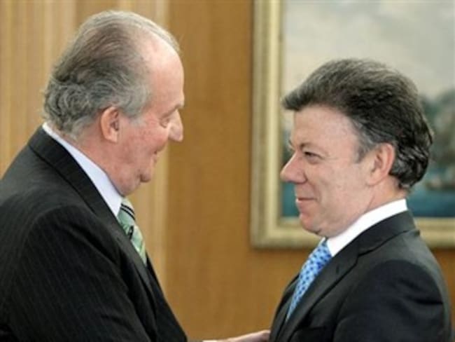Rey Juan Carlos respalda a Colombia en el combate del &quot;execrable terrorismo&quot;