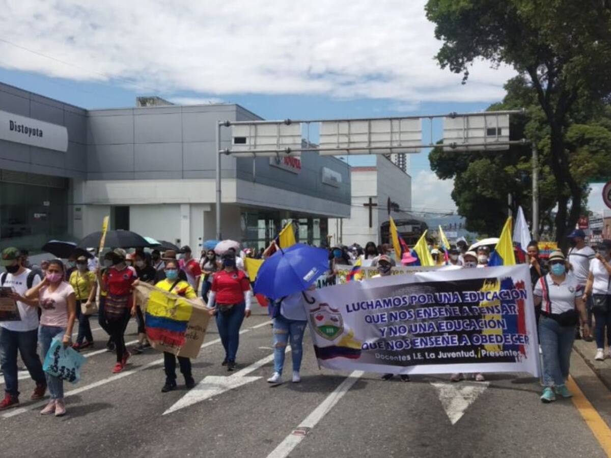 Empresarios quieren escuchar a manifestantes