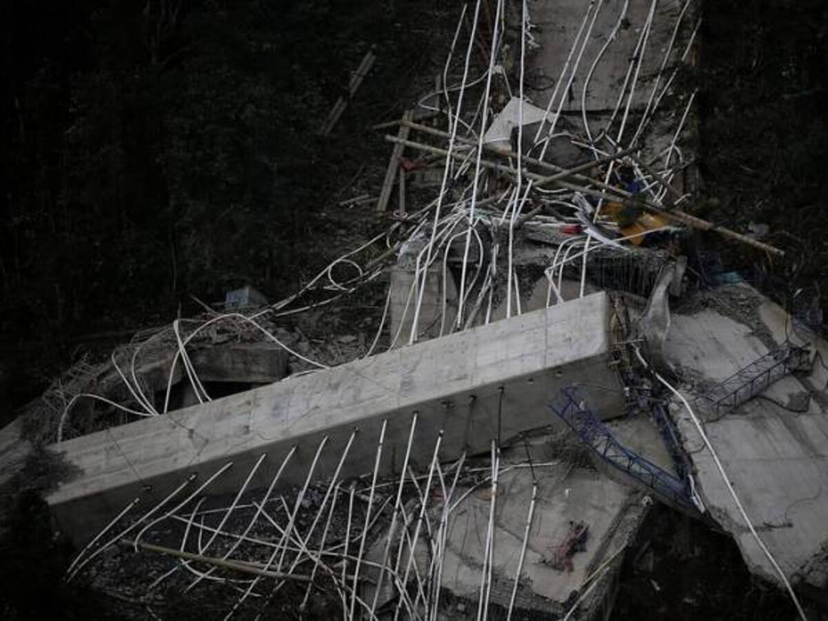 Fiscalía acude a expertos para investigar colapso de puente Chirajara