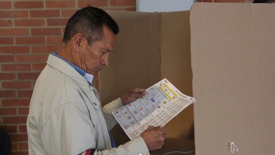 Conozca cuáles son los siete beneficios que usted recibe por salir a votar. Foto: Colprensa