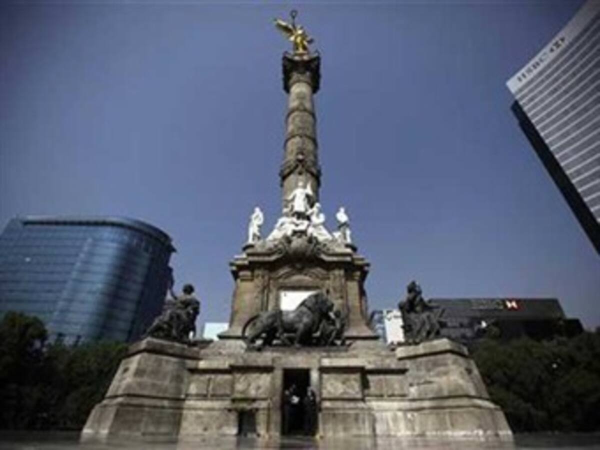 Descubren que eran huesos de desconocidos a los que creían de próceres mexicanos