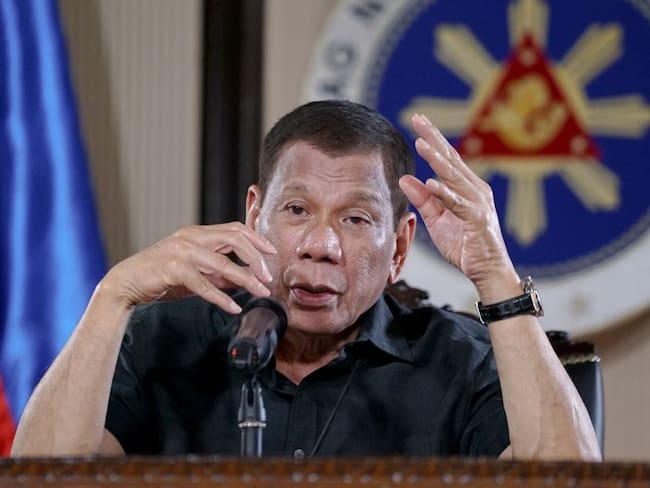 Presidente de Filipinas ordena &quot;disparar a matar&quot; a quien viole cuarentena