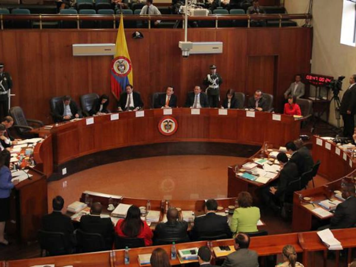 Denunciarían por prevaricato a magistrados que tumbaron equilibrio de poderes