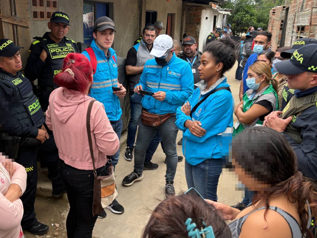 Continúa evacuación humanitaria en Altavista por riesgo de deslizamiento