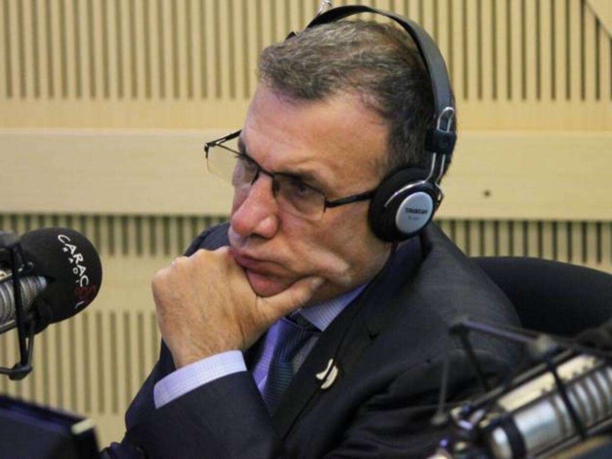 De las 13 propuestas de Uribe, 10 son viables: Roy Barreras